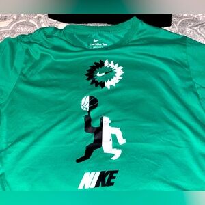 Men’s Nike Graphic Dri-fit T-Shirt